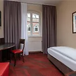 Sorat Hotel