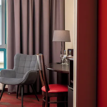 Sorat Hotel 4*