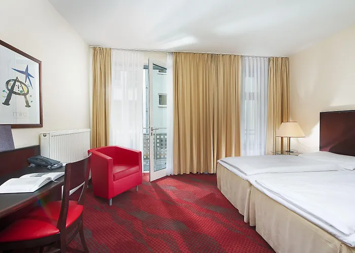 Sorat Ξενοδοχείο Κότμπους